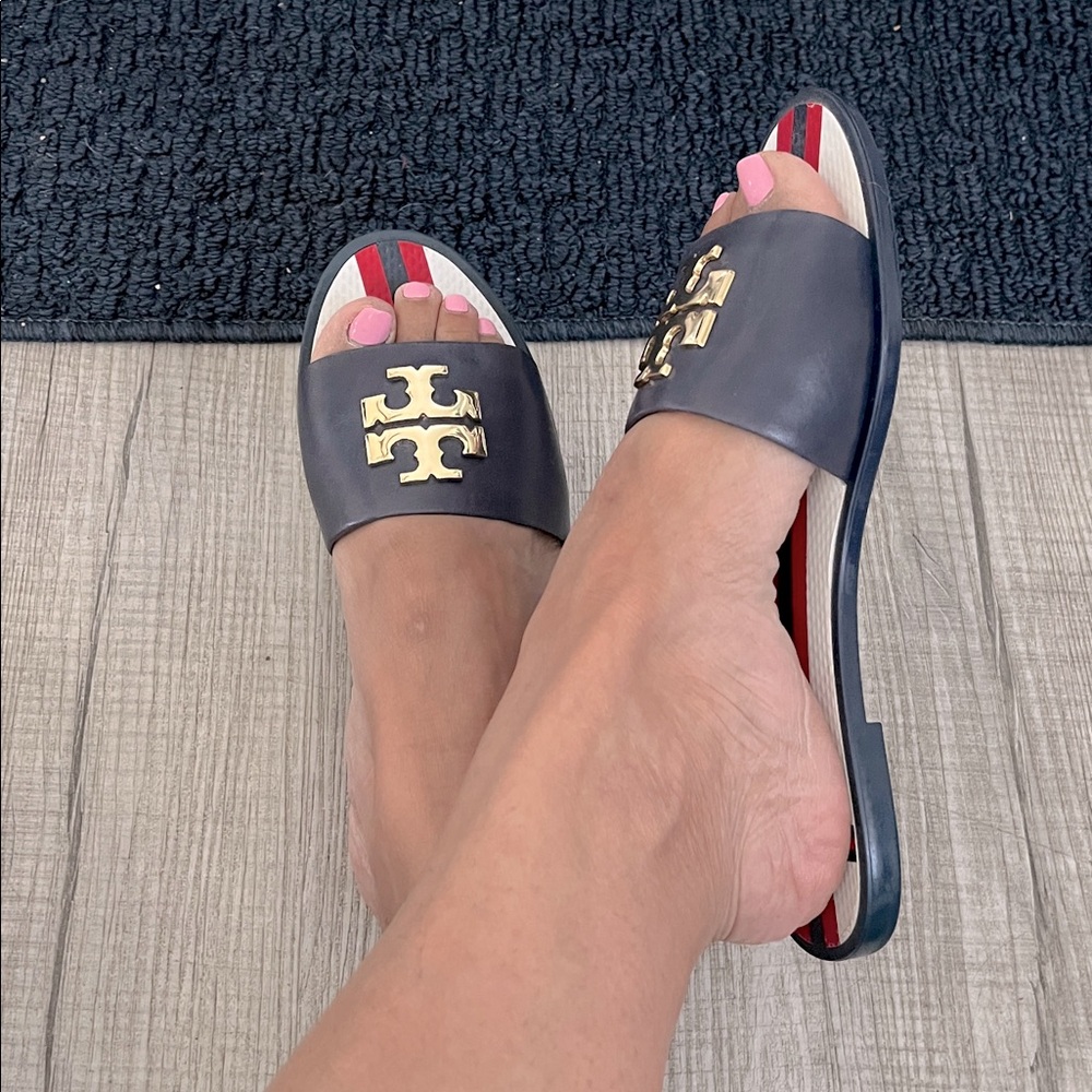 Tory Burch Logo Slide Sandals - Picture 12 of 13